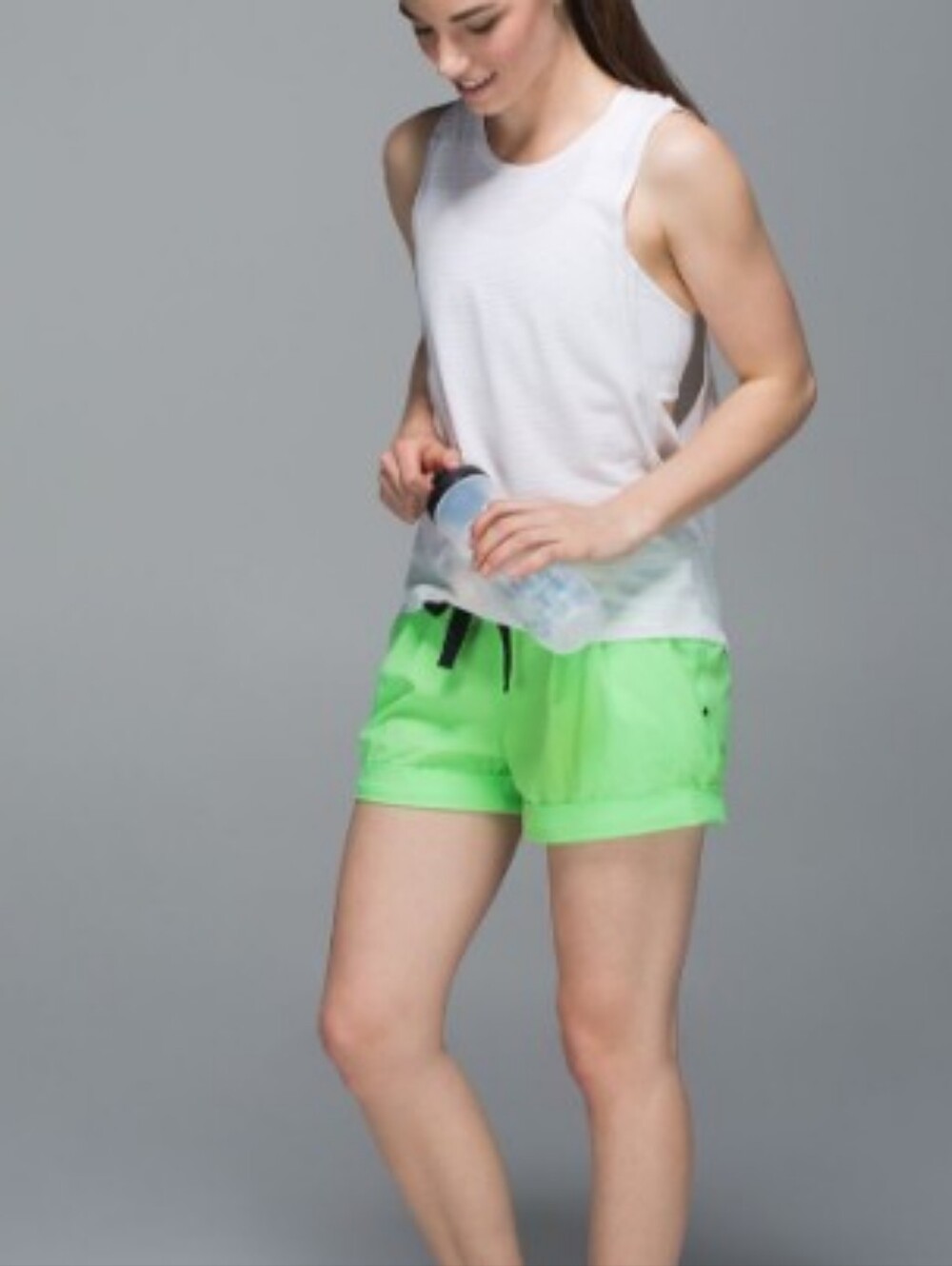 Lululemon Spring Break Away Short Pistachio Ladies Athletic Shorts Size 4